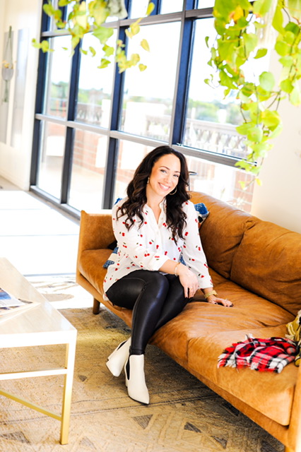 6 Ways to Wear Faux Leather Leggings